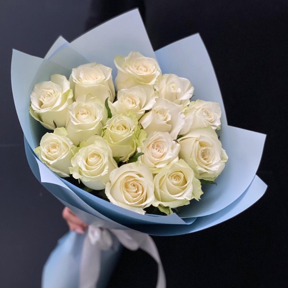 Букет из белых роз «Счастливый момент» маме, сестре, на день рождения, коллеге , подруге